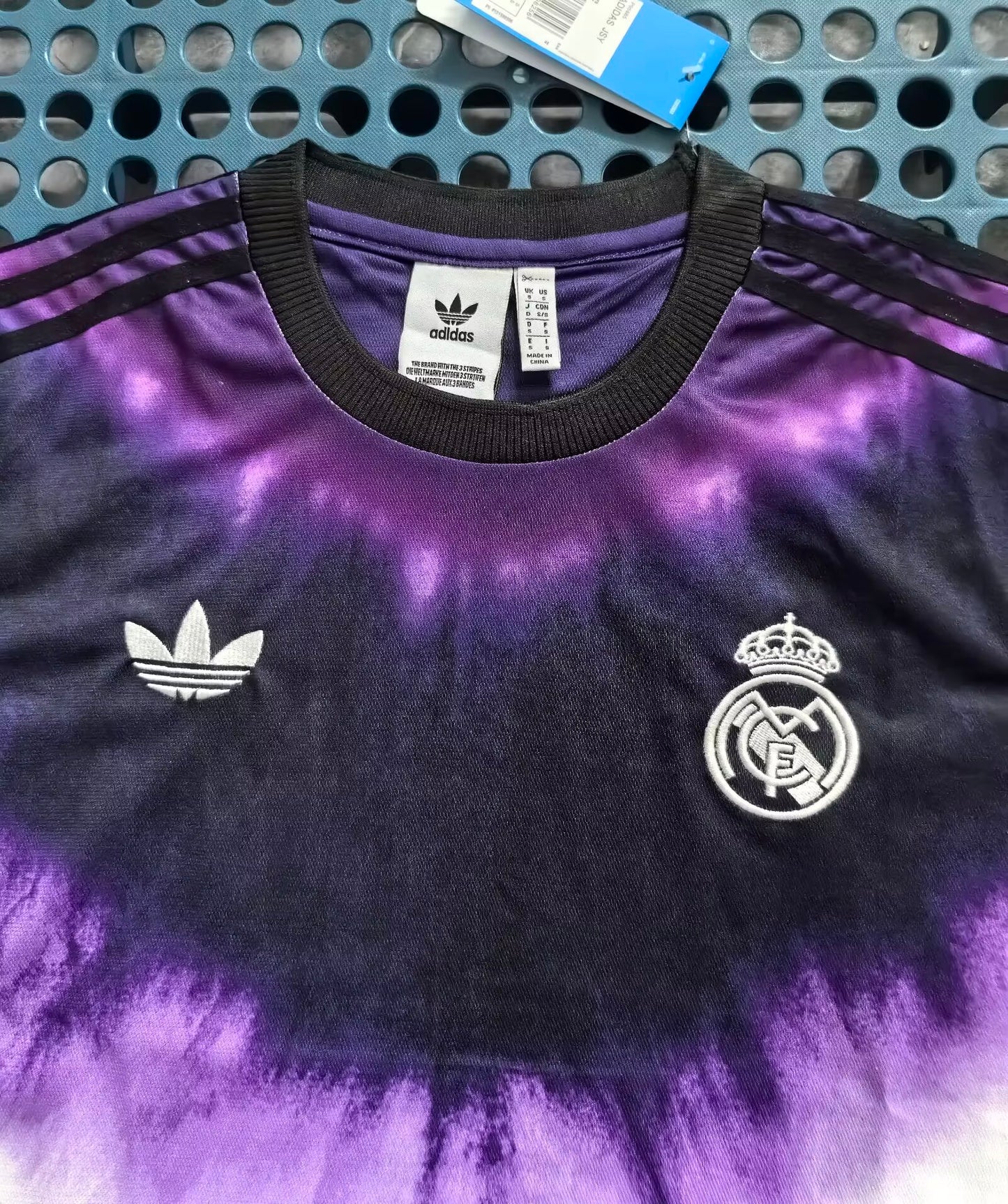 Real Madrid New Year's Edition purple 25/26