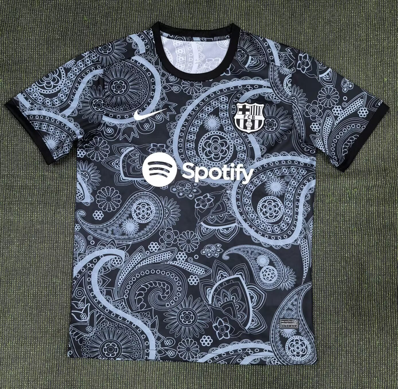 Barcelona training kit  24/25