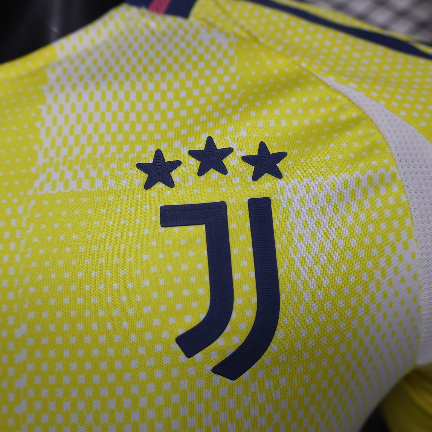 Juventus Away 24/25