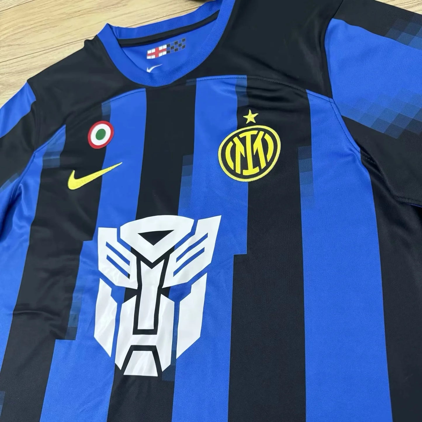 Inter home the Transformers 23/24