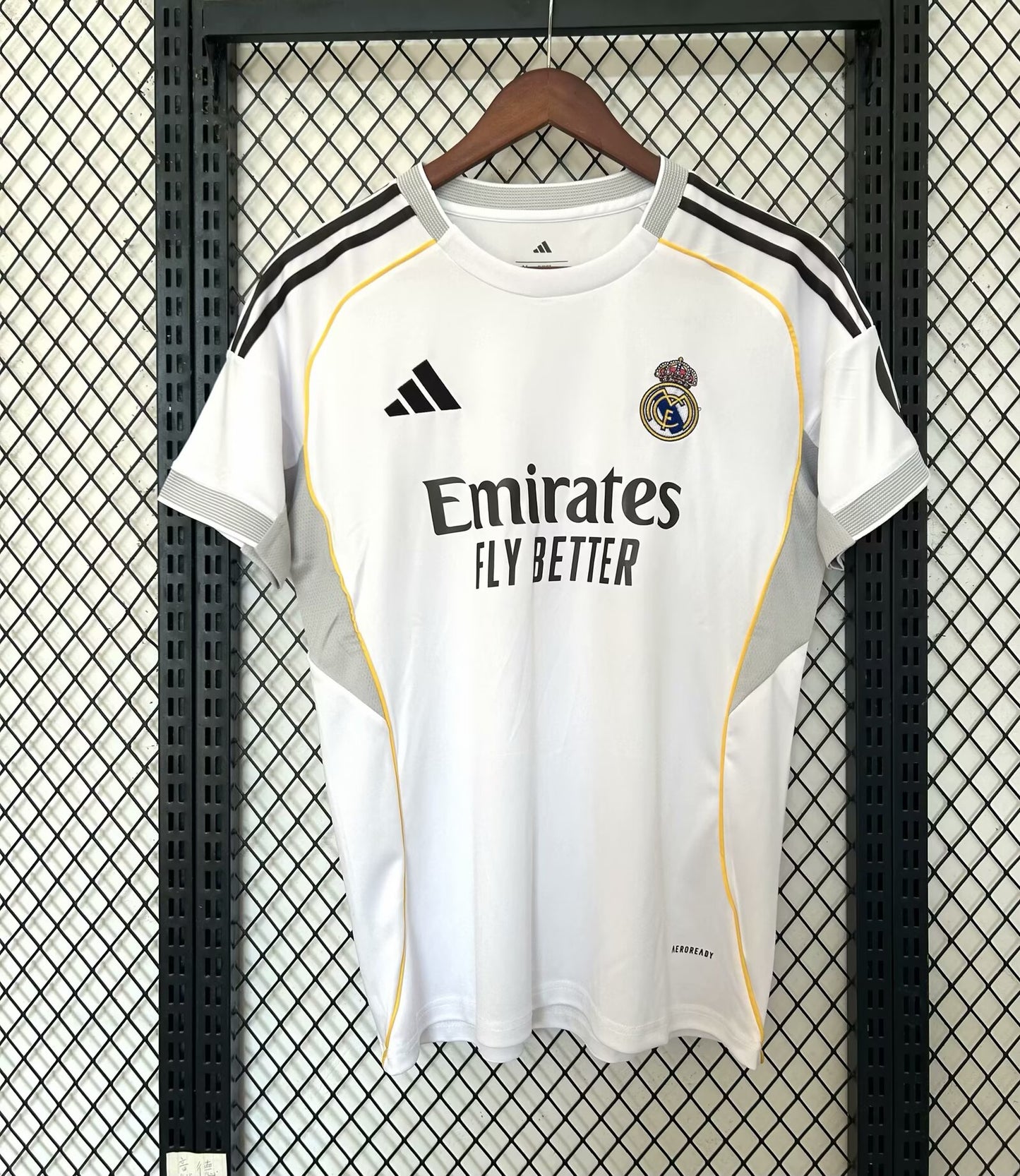 Real Madrid 25/26 home